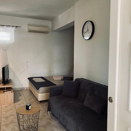 דירות אתונה Independent House At Glyfada מראה חיצוני תמונה